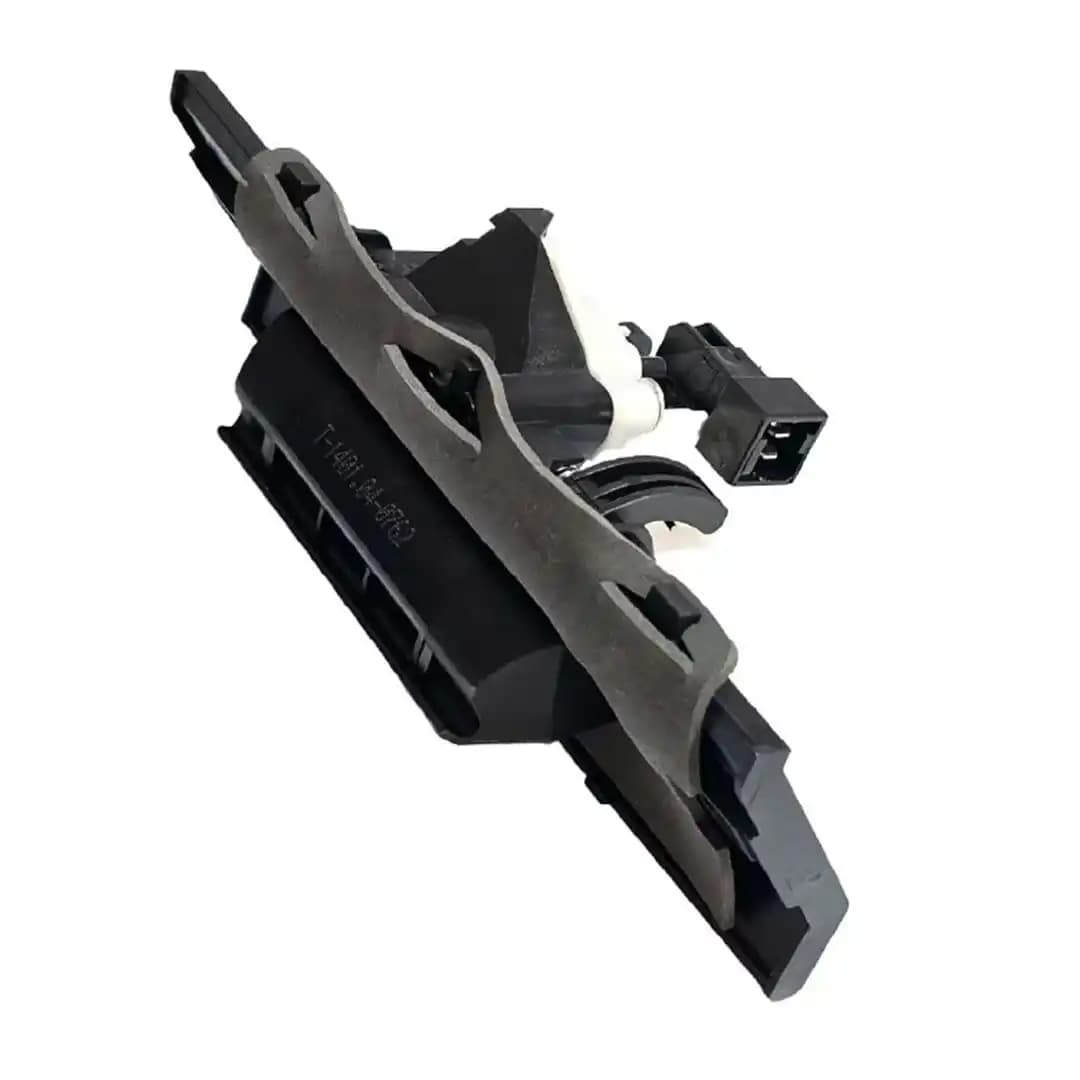 قفل و دستگیره صندوق 206 متک