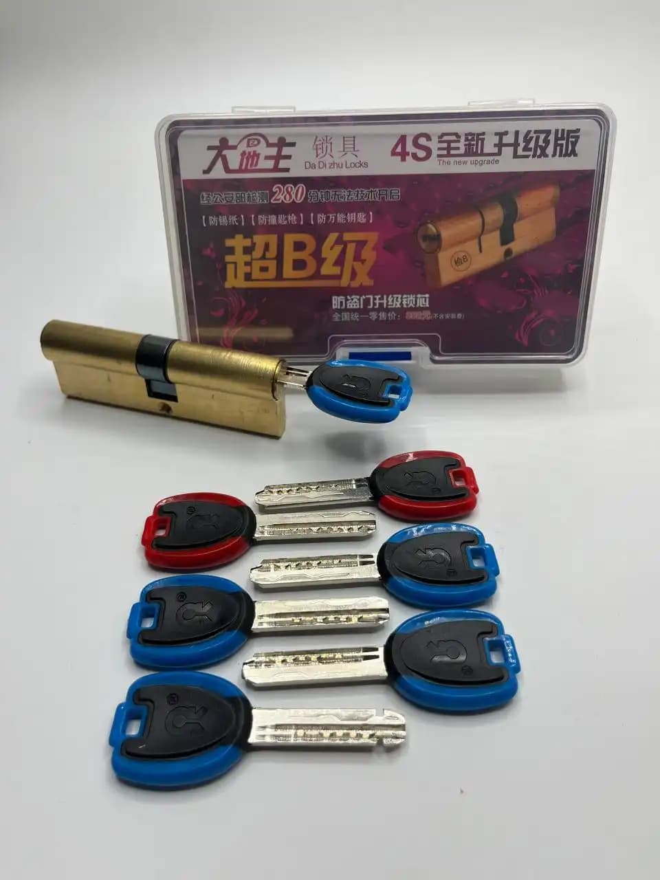 سیلندر 9 کنار کارگری